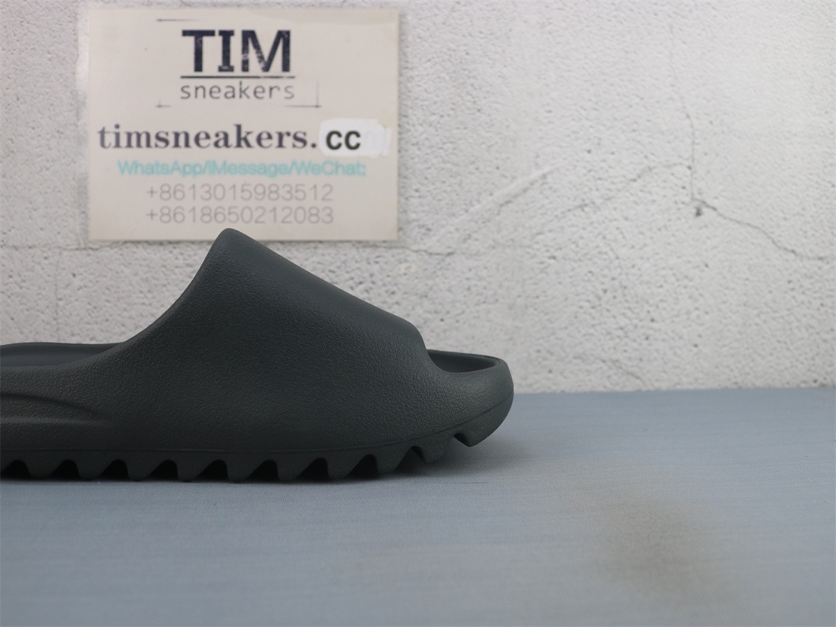 Free Shipping Yeezy Slide Granite ID4132